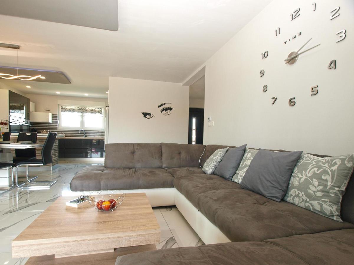 Villa Monteci 2052 Galizana Экстерьер фото