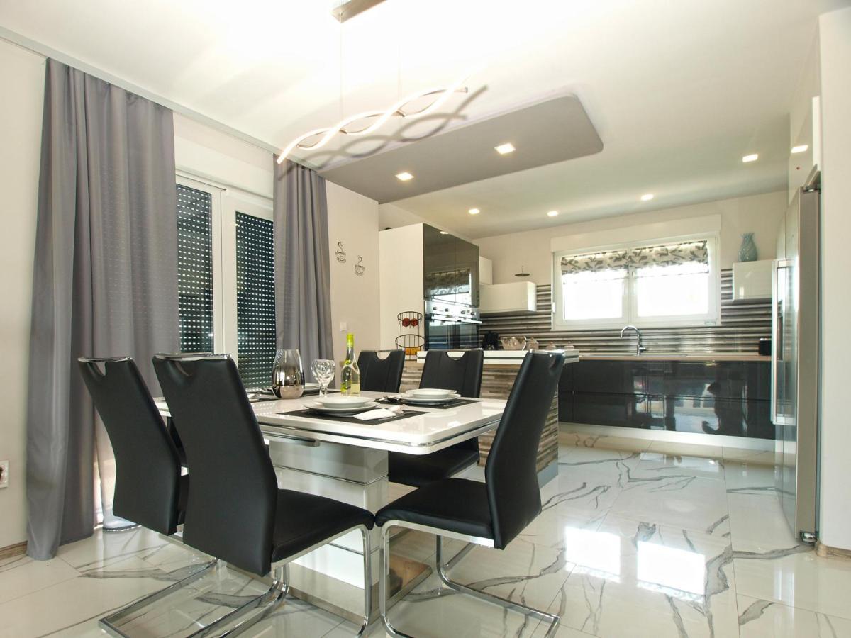 Villa Monteci 2052 Galizana Экстерьер фото