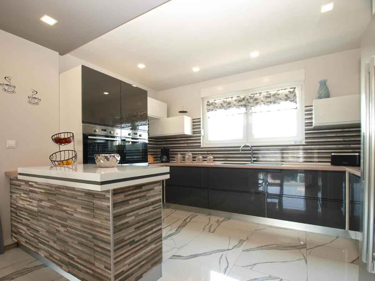 Villa Monteci 2052 Galizana Экстерьер фото